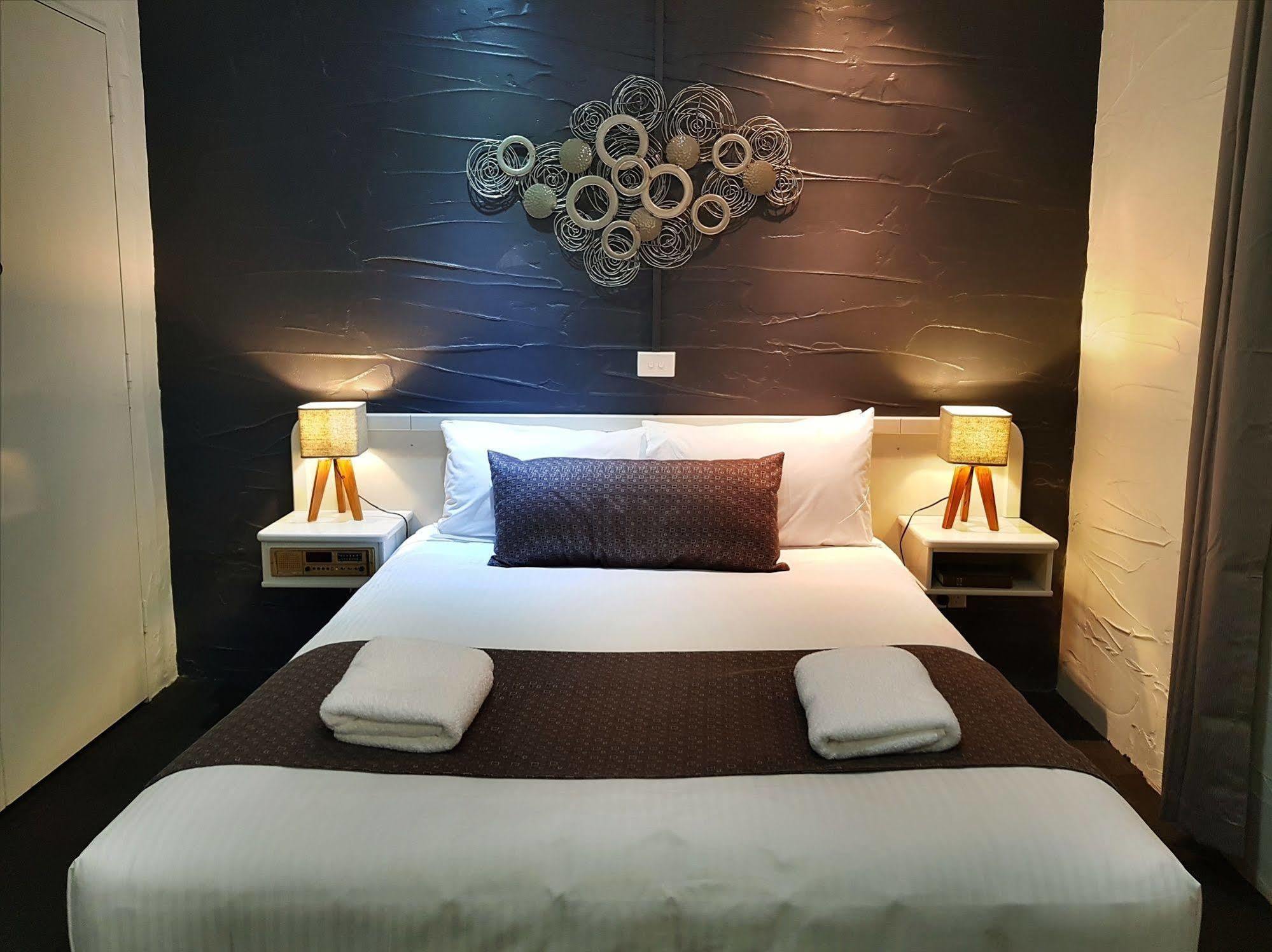 กราฟตัน ลอดจ์ โมเทล Motel ภายนอก รูปภาพ