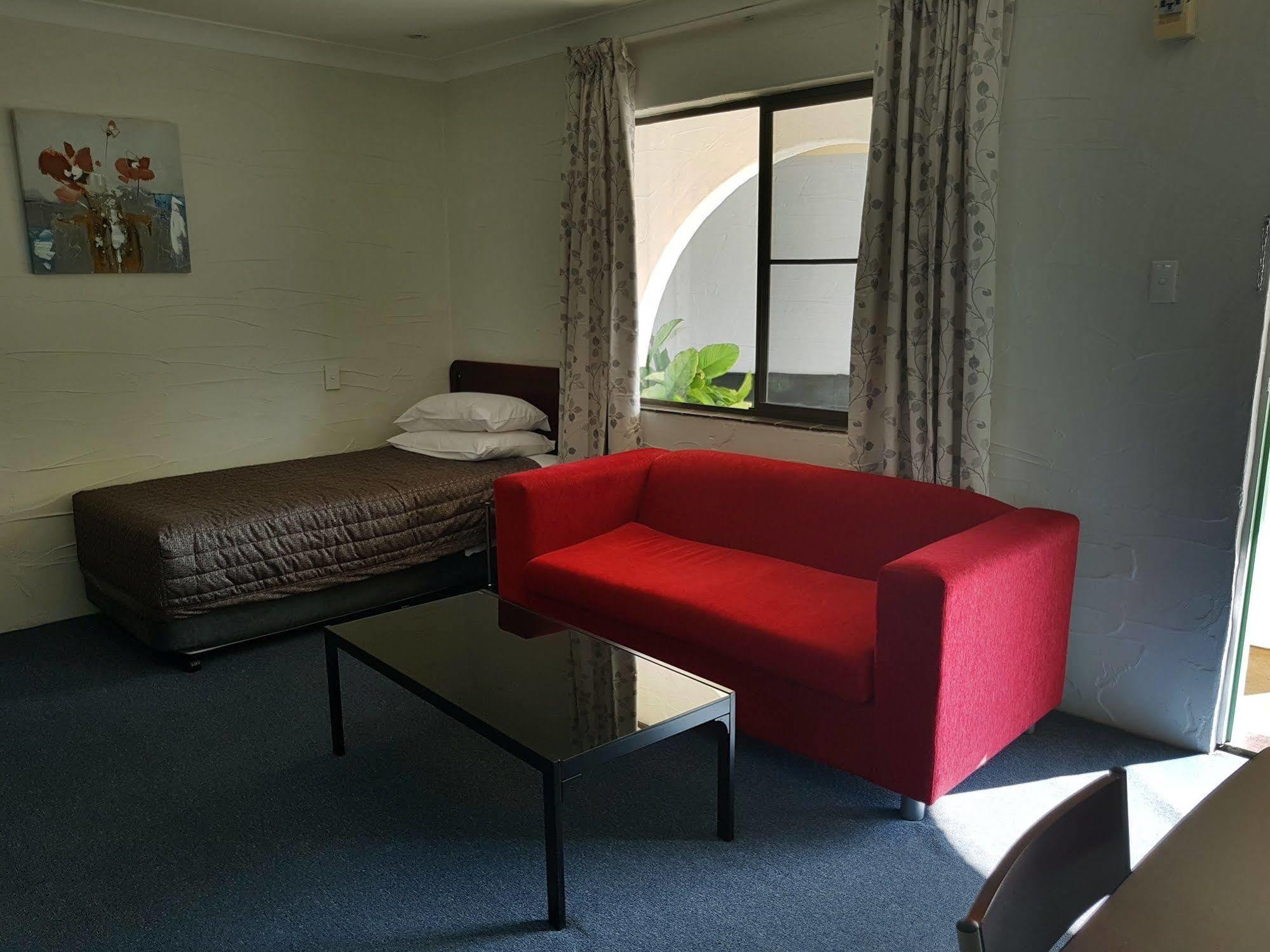 กราฟตัน ลอดจ์ โมเทล Motel ภายนอก รูปภาพ